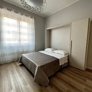 grano-appartamento-lecce-centro.lecce-hotels.com/